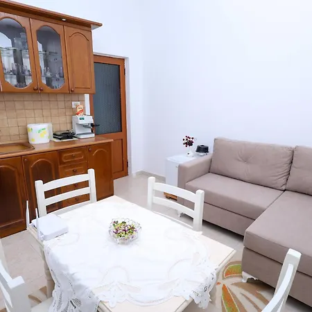 The Cozy 2 Apartment *