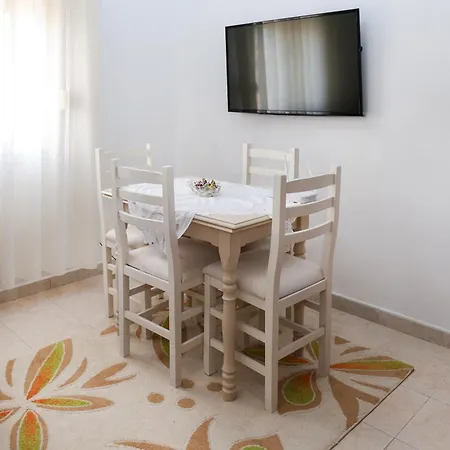 Апартаменты The Cozy 2 *